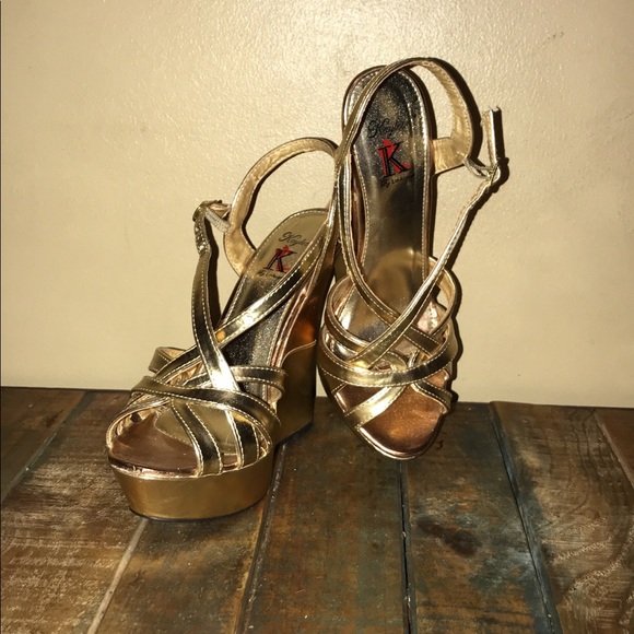 NEW NEVER WORN Strappy Gold & Rose Wedges 7.5 - Picture 5 of 6